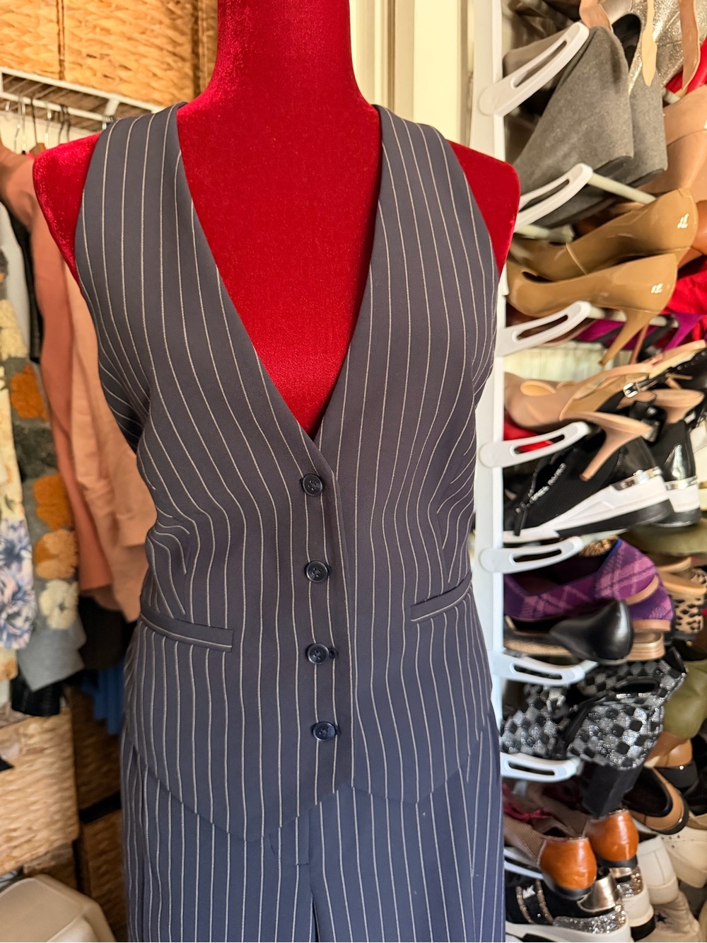 Express Navy Pinstripe Vest and Wide-Leg Pantsuit - Picture 3 of 9